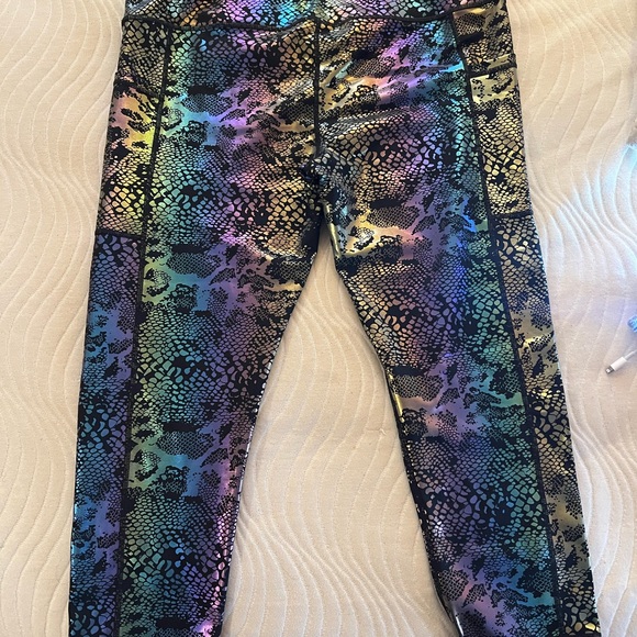 Constantly Varied Gear CVG Glisten Hear Capri Leggings Women’s XL - Picture 3 of 6